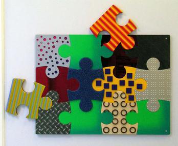 Puzzle tactile wall mural